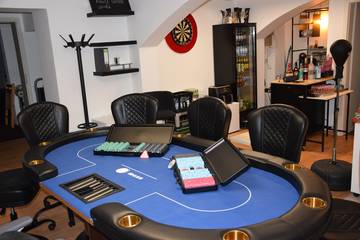 Poker Lounge Image 3
