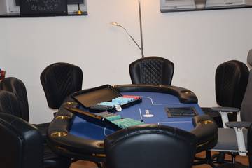 Poker Lounge Image 6